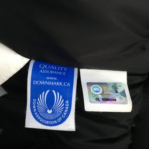 Canada Goose Women’s Chilliwack Bomber (XS) - Picture 4 of 6